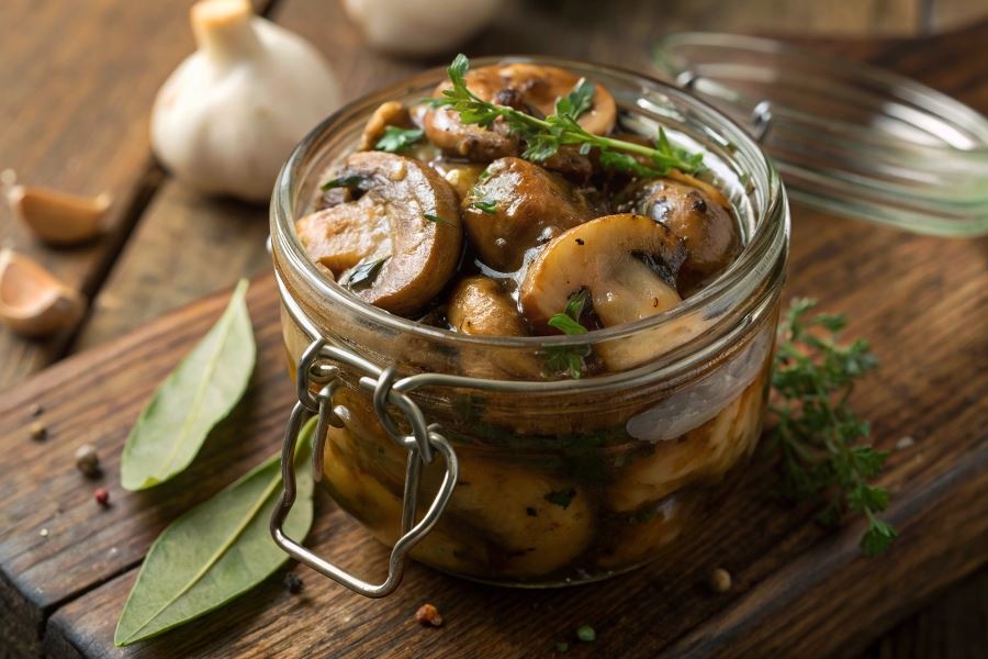 Grzyby marynowane