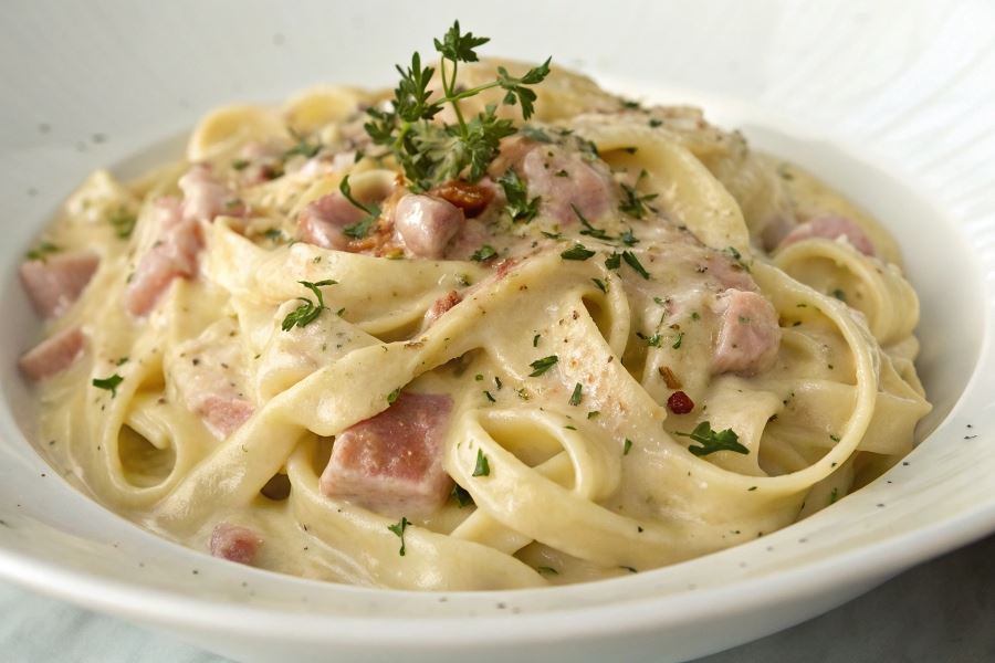 Makaron z serkiem topionym