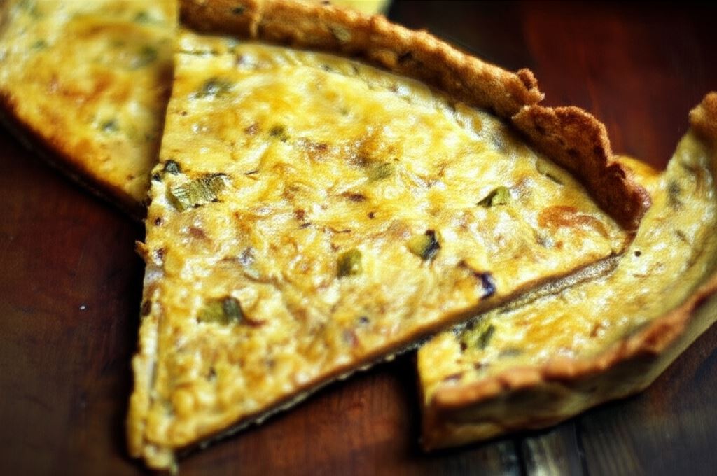 Quiche z rybą wędzoną i korniszonami