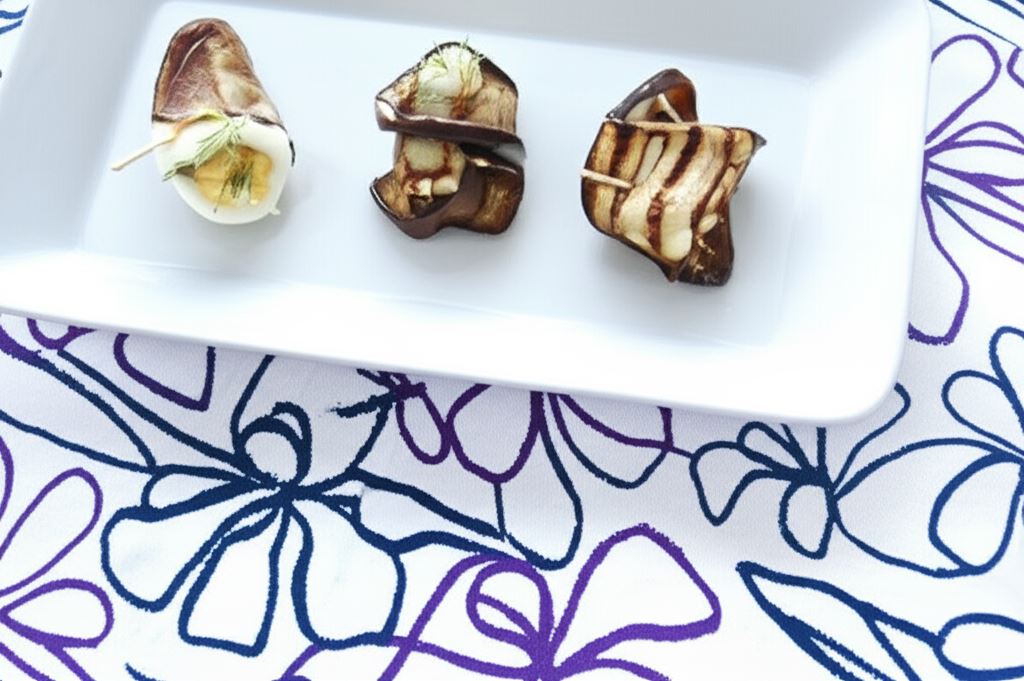 Roladki z grillowanego bakłażana z jajkiem