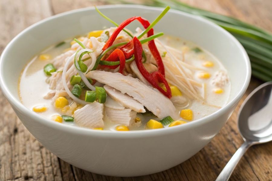 Zupa z kurczaka po tajsku