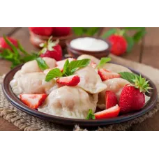 Pierożki z twarogiem i truskawkami 500g