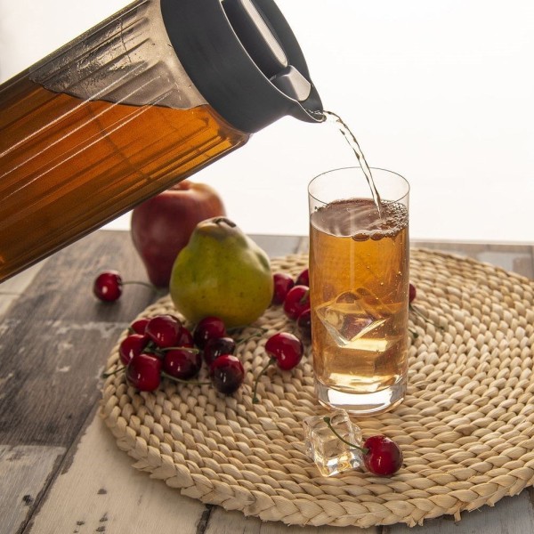 Глечик для напоїв Orion 126653, скляний з кришкою 1.5 л (сік, вода)