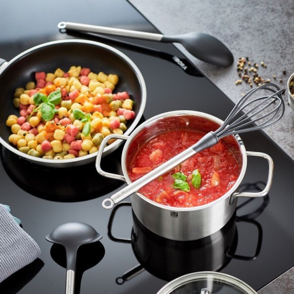 Кухонна віничка Roesle Basic Line 31 см для збивання та перемішування інгредієнтів Кухонна віничка Roesle Basic Line 31 см для збивання та перемішування інгредієнтів