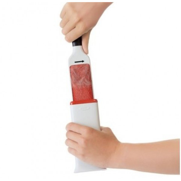 Szczotka do ubrań OXO Good Grips (do usuwania kłaczków)