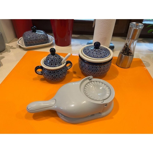 Приспособление для ліплення вареників, Maszynka, 7,5 см, модель 3291 — для швидкого формування вареників у домашній кухні