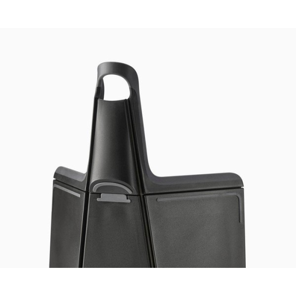 Дошка для різання, Joseph Joseph, Chop2Pot Plus Large, чорна, складна з боковими бортиками для зручного перенесення та виливання нарізки