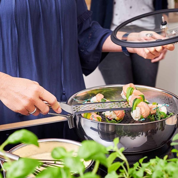 Лопатка Rösle, perforowana długa 32 cm, силіконовий край — для смаження та піднімання їжі