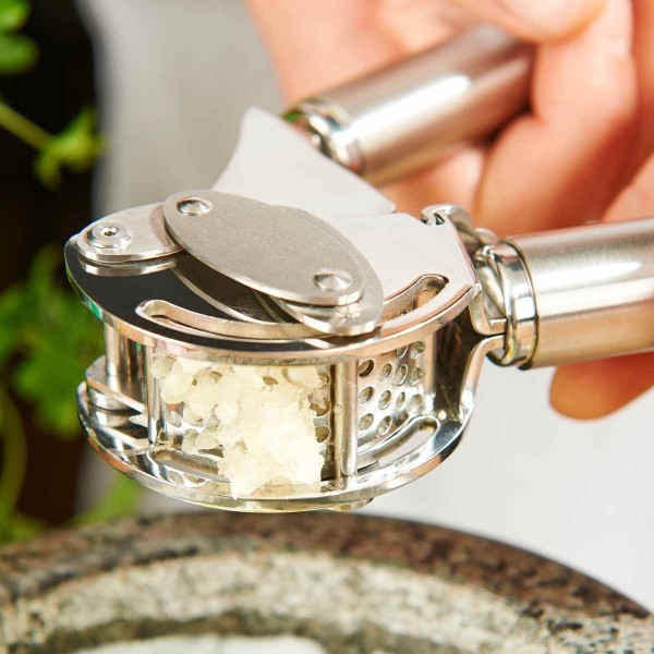 Преса для часнику, RÖSLE Praska do czosnku, із шкребком — для швидкого подрібнення часнику в кухні