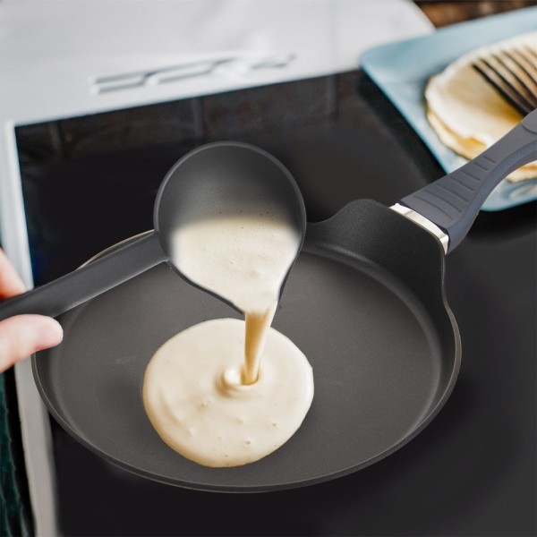 Chochla Orion BLACKLINE 144903 do zupy i sosów 60 ml czarna 29 cm