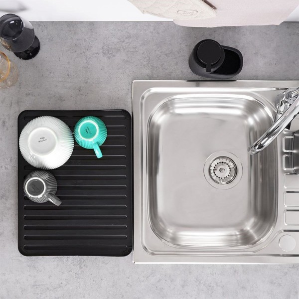 Килимок для сушіння посуду VILDE 229078, чорний 39.5×30.5 см — для сушки чашок і столових приборів