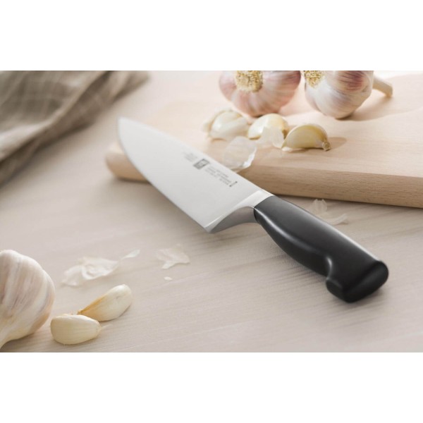 Ніж кухарський Zwilling Four Star 16 см для професійного нарізання