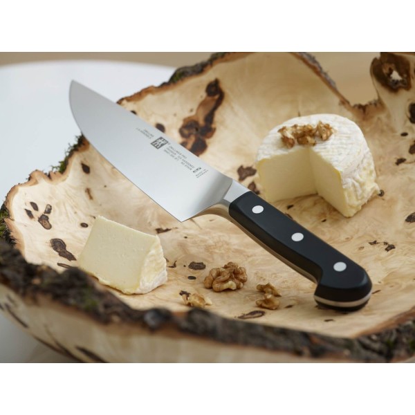 Ніж кухонний Zwilling Pro шефа з широким лезом 16 см для точного різання
