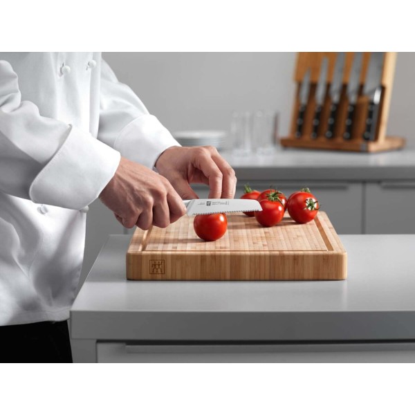Nóż uniwersalny ZWILLING Pro ząbkowany 13 cm do kuchni