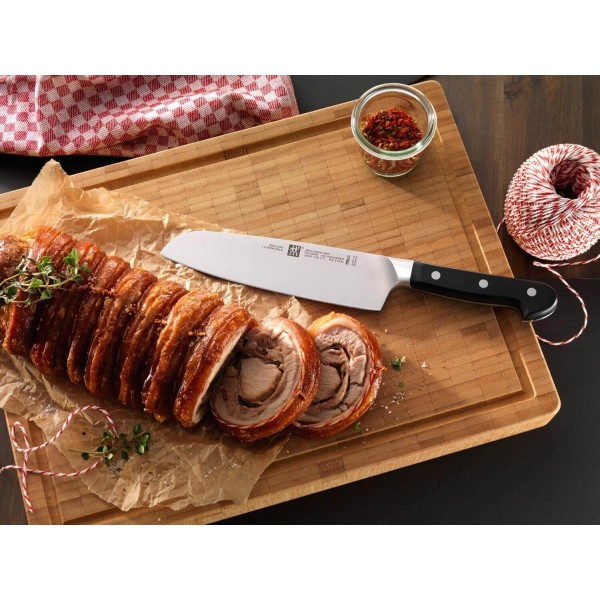Nóż santoku Zwilling Pro 18 cm do precyzyjnego krojenia w kuchni