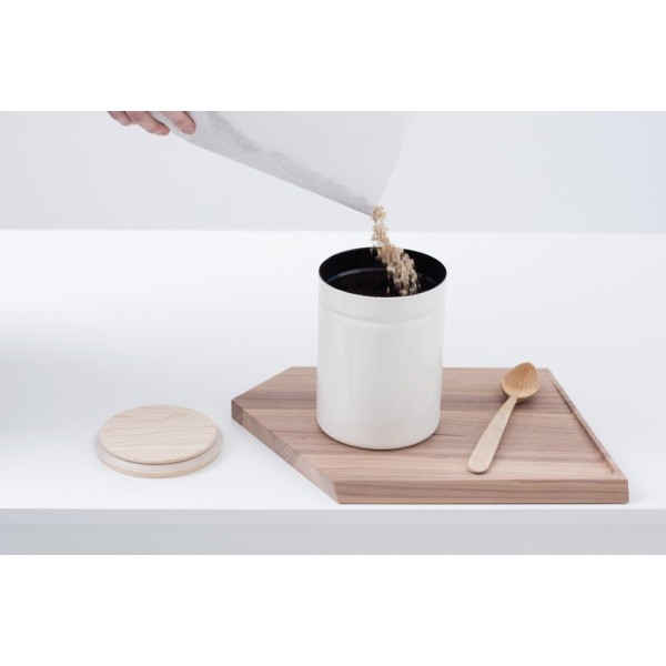 Контейнер RIESS Pure White 0,5 л з дерев'яною кришкою — для зберігання сипучих продуктів на кухні