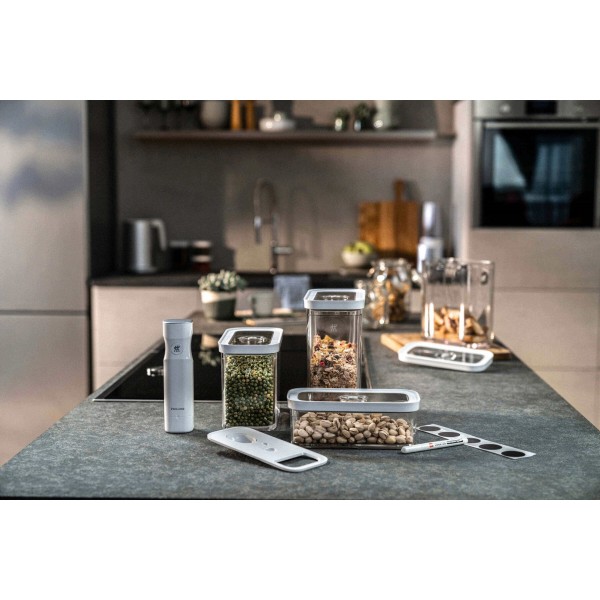 Пластиковий контейнер для зберігання продуктів Zwilling Fresh & Save Cube 1.3 л, сірий