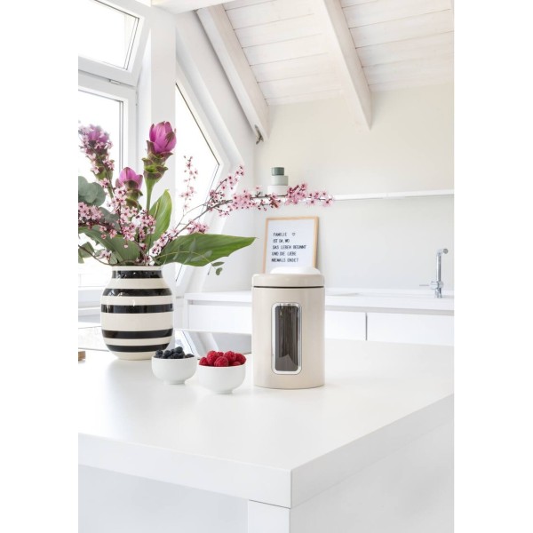 Pojemnik na żywność Classic Line 2l, czarny mat z okienkiem