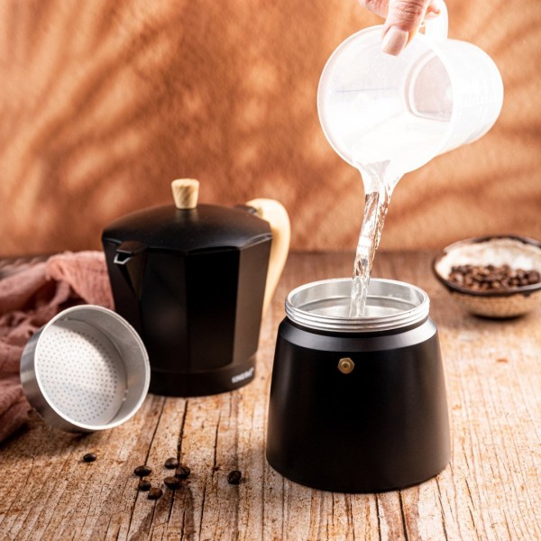 Kawiarka Kinghoff KH-1888 do espresso ciśnieniowa 600 ml na 12 filiżanek