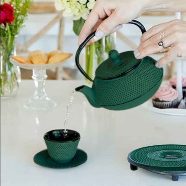 ZAPARZACZ ŻELIWNY DZBANEK ZIELONY 1,4L Z FILTREM i FILIŻANKAMI PREZENT