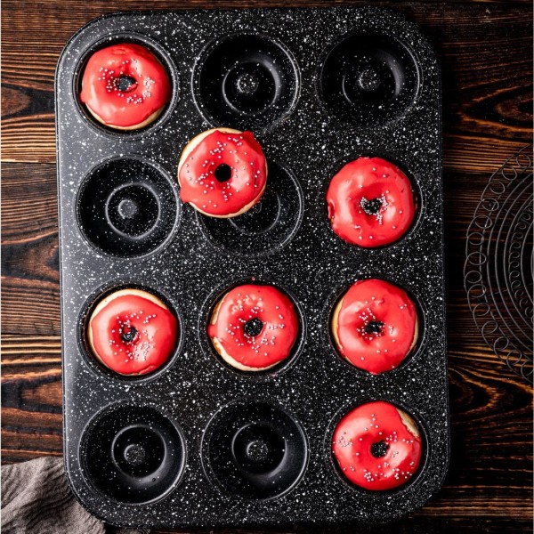 Forma do pieczenia Klausberg KB-7841 na 12 muffinek z powłoką nieprzywieralną