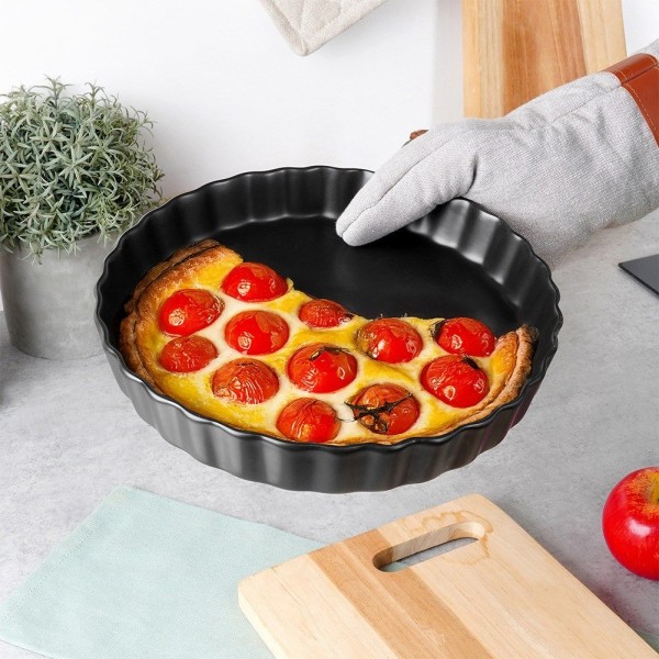 Forma do pieczenia VILDE 279003 ceramiczna czarna 24,5 cm do tart i ciast