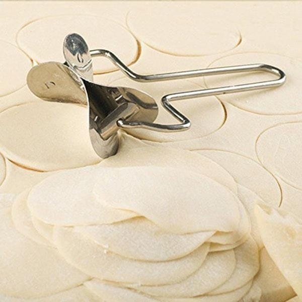 Wykrawacz do ciasta Brunbeste BB-1794 do pierogów 10 cm