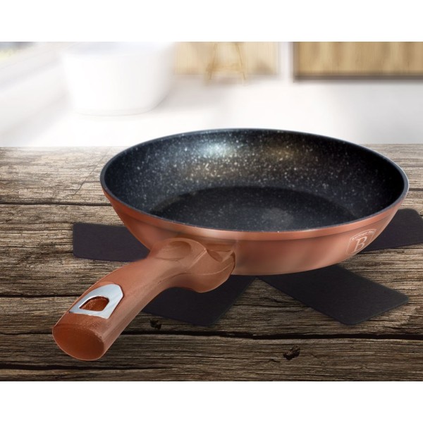 Patelnia granitowa Berlinger Haus Metallic Rose Gold Line 20cm do smażenia i przygotowywania potraw