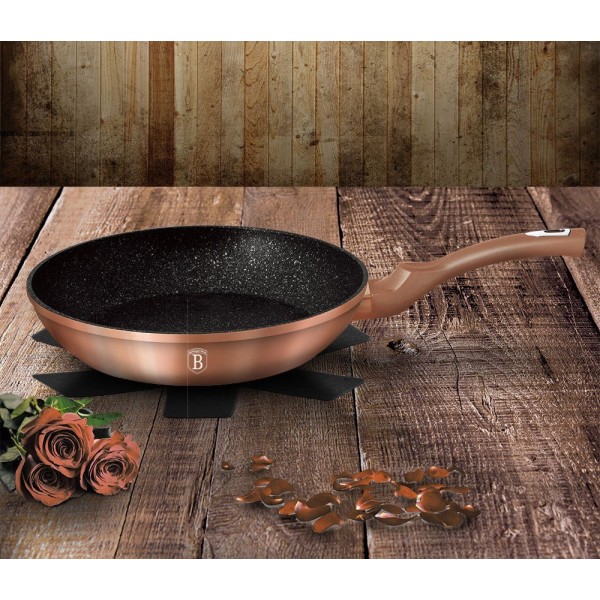 Patelnia granitowa Berlinger Haus Metallic Rose Gold Line 20cm do smażenia i przygotowywania potraw
