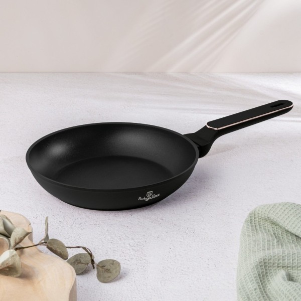 Пательня BerlingerHaus BH-8346 Black Rose Collection 24 см для смаження та приготування їжі
