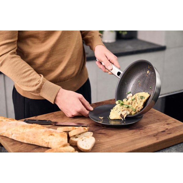 Patelnia tradycyjna Zwilling Joy Plus 24 cm płytka do smażenia