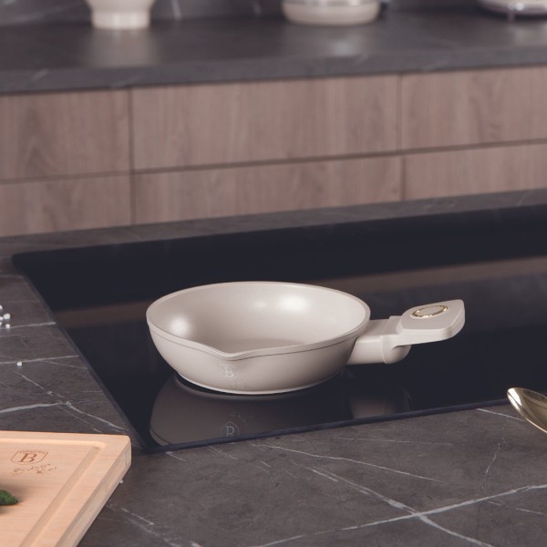 Пательня традиційна BerlingerHaus Sahara BH-8076, 16 см, для приготування страв