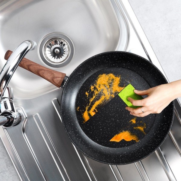 Patelnia tradycyjna VILDE 199063 Black&Wood 30 cm, granitowa nieprzywierająca, do indukcji