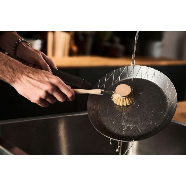 Patelnia tradycyjna Zwilling Forge żelazna 24 cm do smażenia