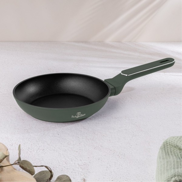 Пательня BerlingerHaus BH-8150 Matte Green 20 см для смаження страв на плиті