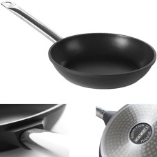Patelnia indukcyjna Hendi Profi Line 629154, aluminiowa, powlekana tytanem, Ø 240 mm – idealna do szybkiego smażenia na kuchenkach indukcyjnych