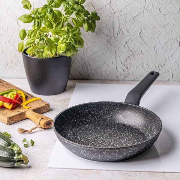 Patelnia Klausberg KB-7664 z powłoką marmurową 24cm idealna do smażenia codziennych dań