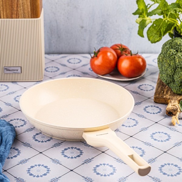 Пательня Klausberg KB-7989, мармурове покриття 24 см — для смаження на плиті та безпечного щоденного використання