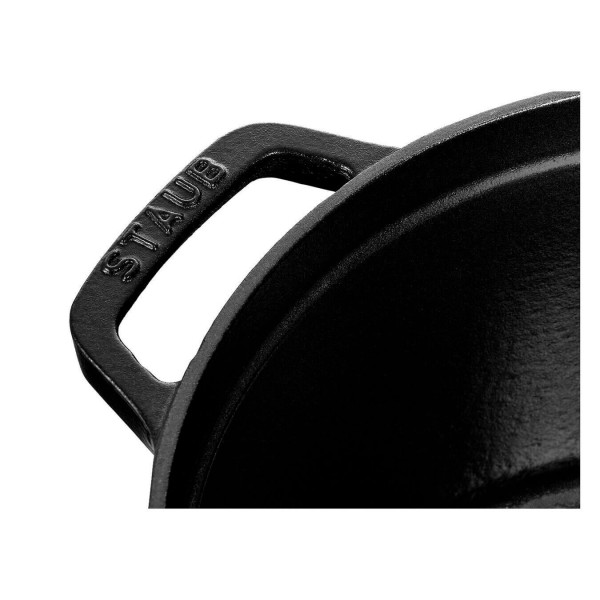 Гарний чавунний глибокий каструля Staub La Cocotte 4.8 л для приготування смачних страв