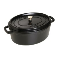 Гарний традиційний чавунний каструля Staub La Cocotte овальна 6.7 л, чорна для готування