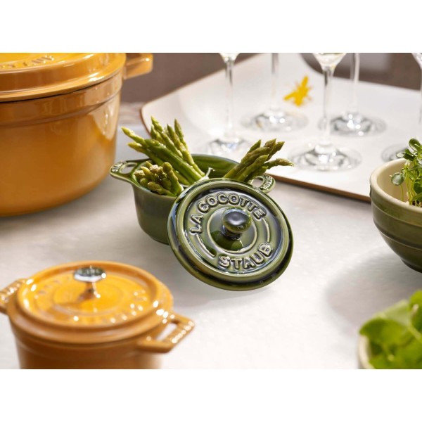 Mini brytfanna Staub Gift Giving okrągła 200 ml zielona do pieczenia i zapiekania