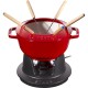 Zestaw do fondue Staub 18 cm czerwony – idealny do serów i czekolady