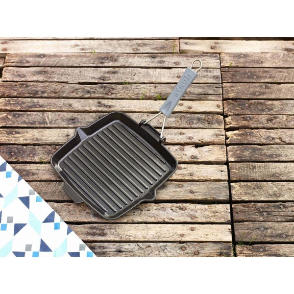 Patelnia żeliwna grillowa Staub Kwadratowa 24 cm, czarny