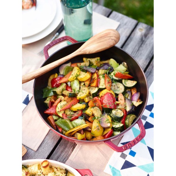 Patelnia żeliwna Staub 24 cm do duszenia z pokrywką, czerwony