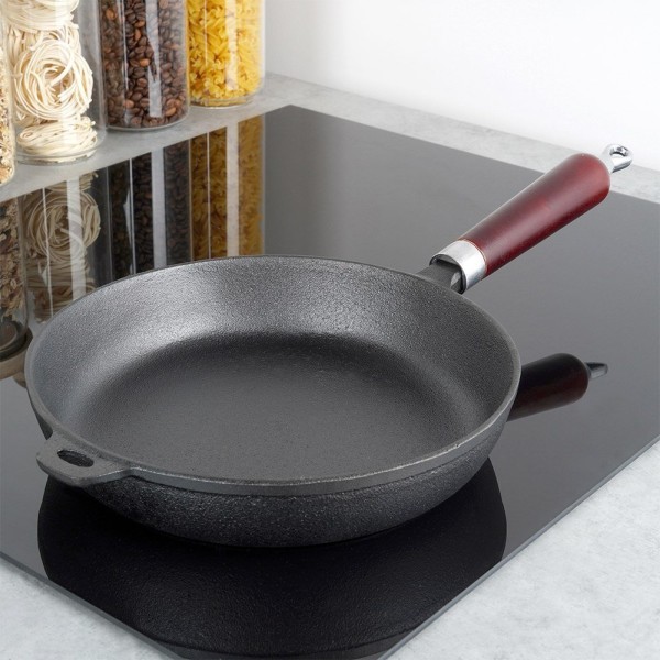 Patelnia żeliwna VILDE CAST LINE 24 cm — na indukcję, ciężka, do smażenia