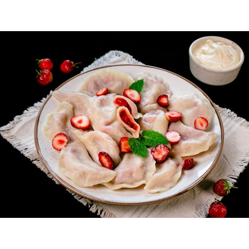 Pierogi z truskawkami 500g